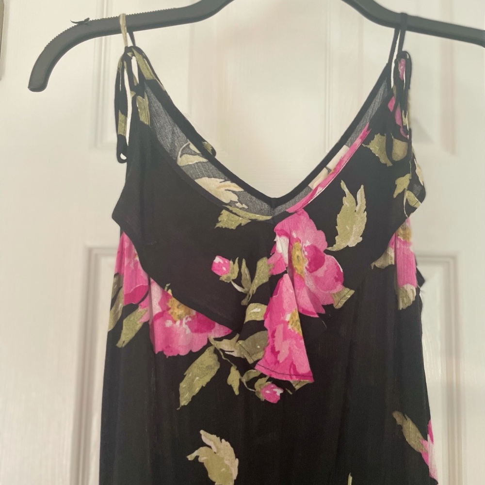 Beautiful High-Low Dress - Picture 3 of 4